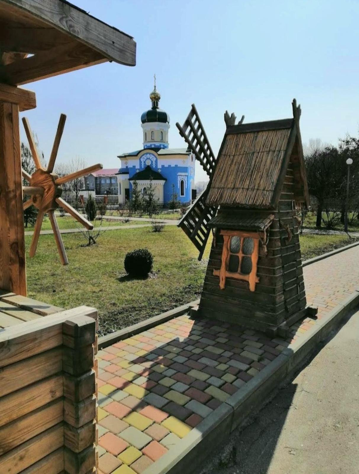 Vershnyk チェルカースィ エクステリア 写真